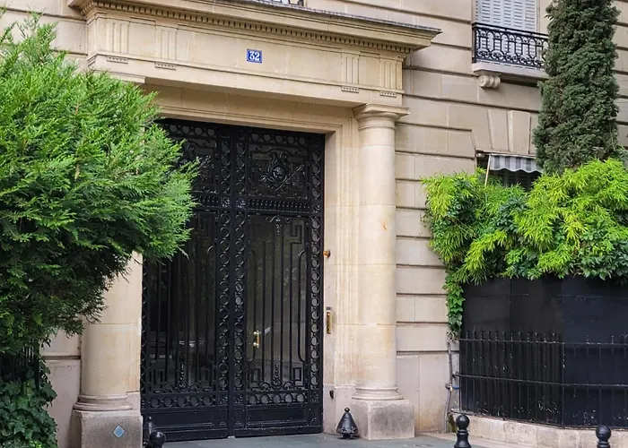 Avec Vue Sur La Tour Eiffel شقة *