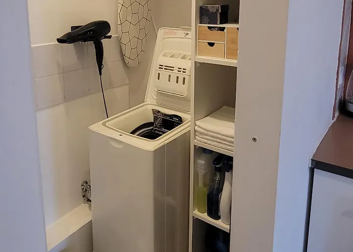 Avec Vue Sur La Tour Eiffel *